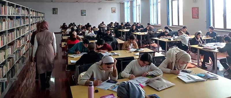 адабиёти хориҷӣ 