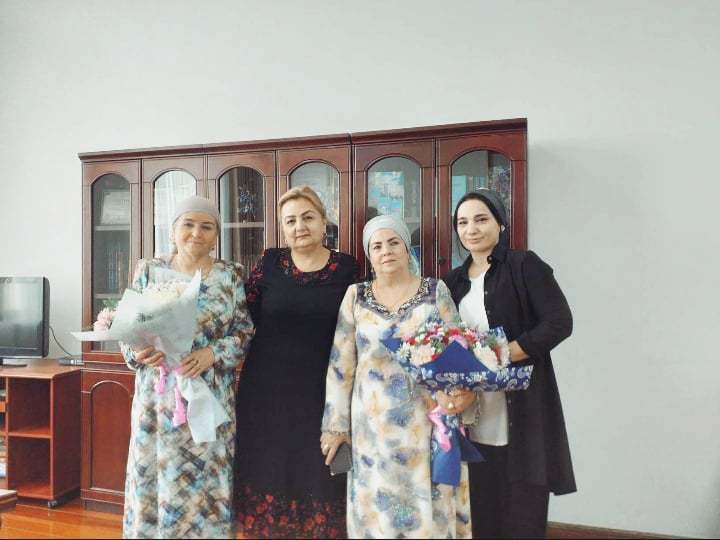 Маҳбуба-Раҷабова-ва-Адолат-Заҳурова