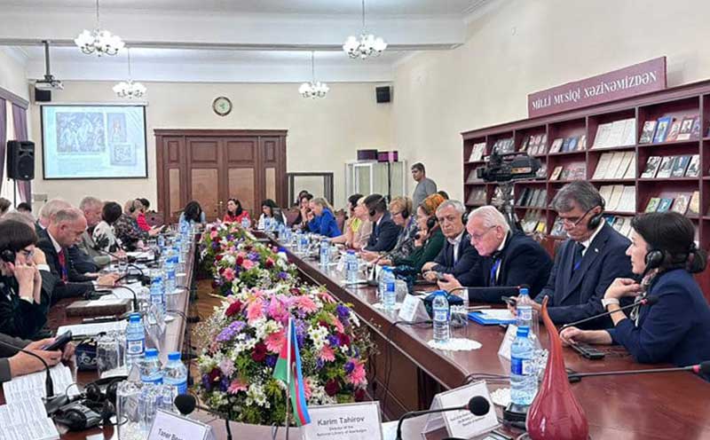 Директори Китобхона