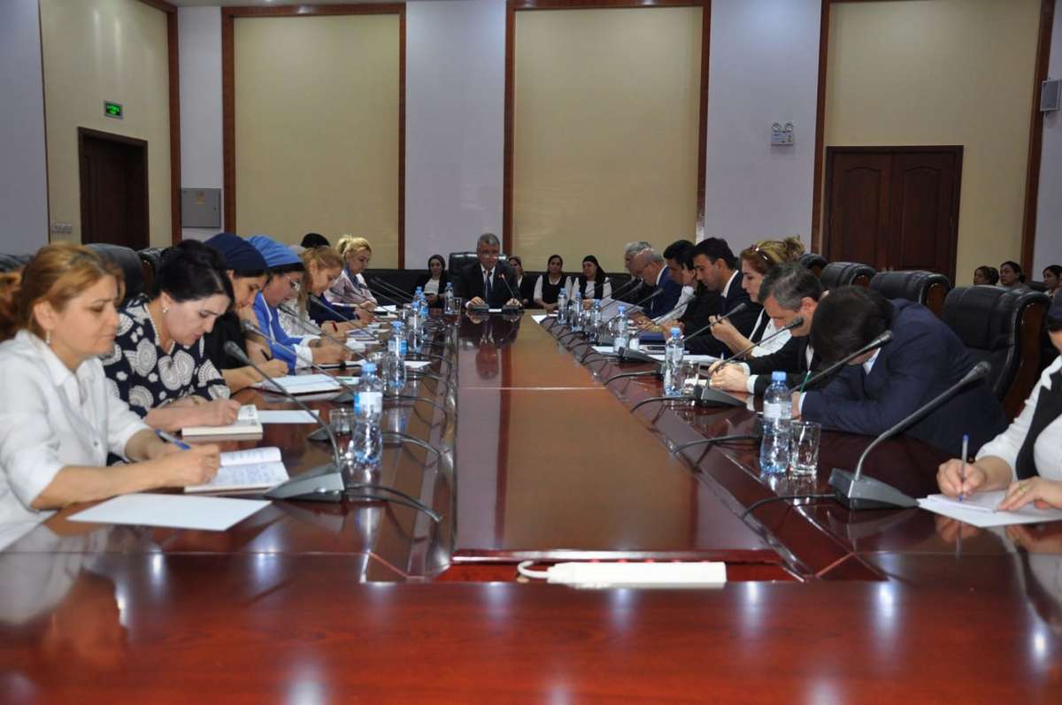 Рузи забон дар китобхона