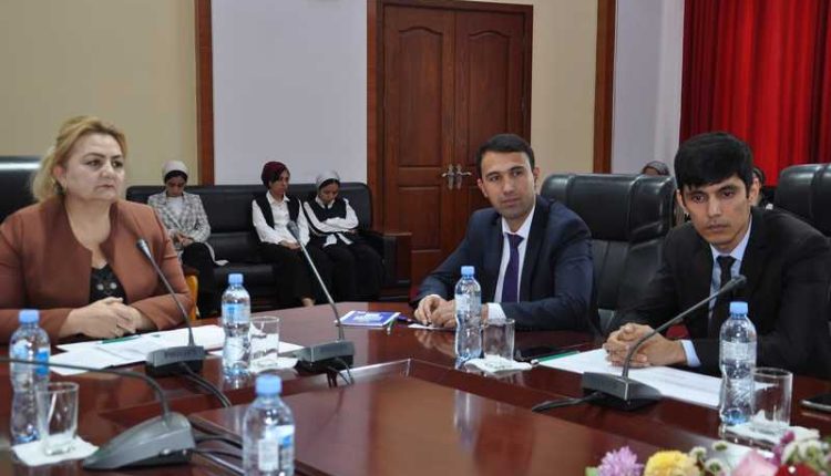 Масъулияти падару модар дар назди ҷомеа