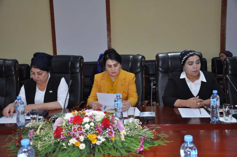 Мизи гирд дар Китобхонаи миллӣ