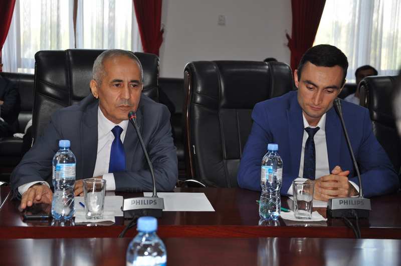 Мизи гирд дар Китобхонаи миллӣ