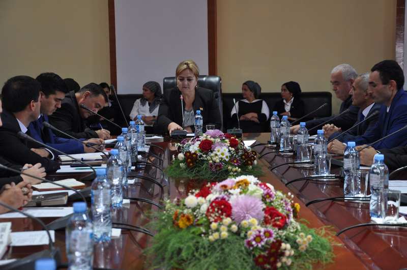 Мизи гирд дар Китобхонаи миллӣ