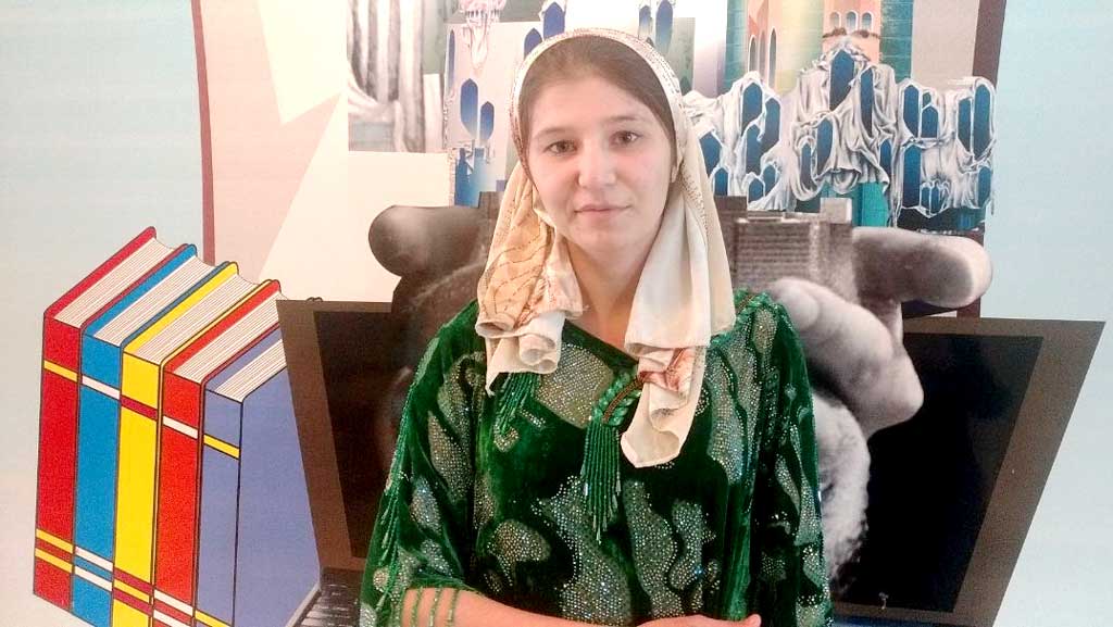 Маҳина Камолова