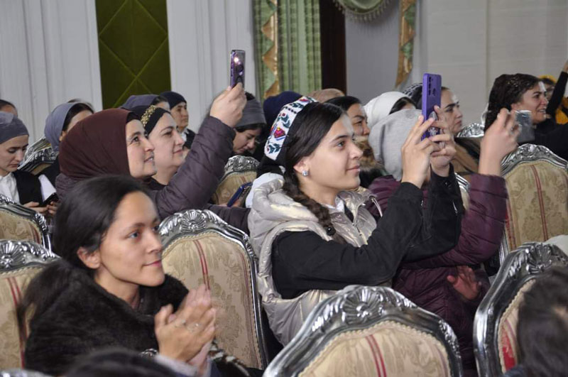 шахсони имконияташон маҳдуд