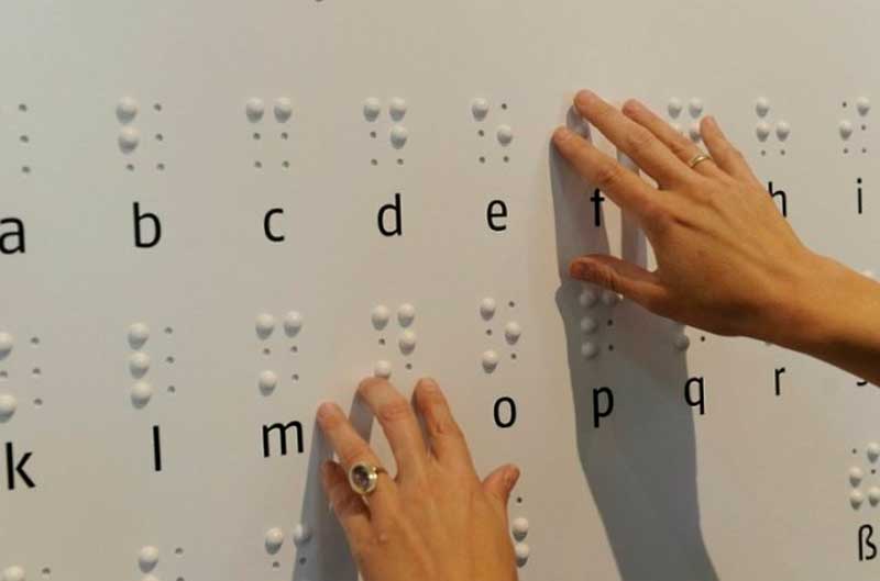 алифбои-брайлӣ