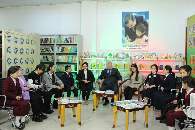 Муродалӣ Собир