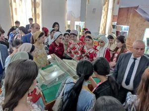 Рӯзи дарҳои боз...