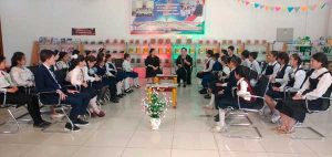 Дар сӯҳбати адиб