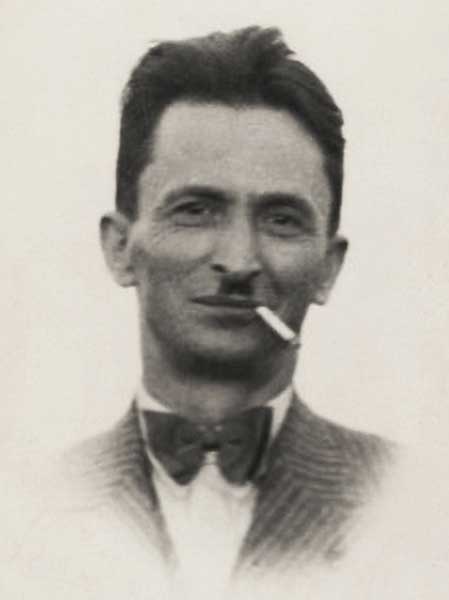 Рашод Нурӣ Гунтекин