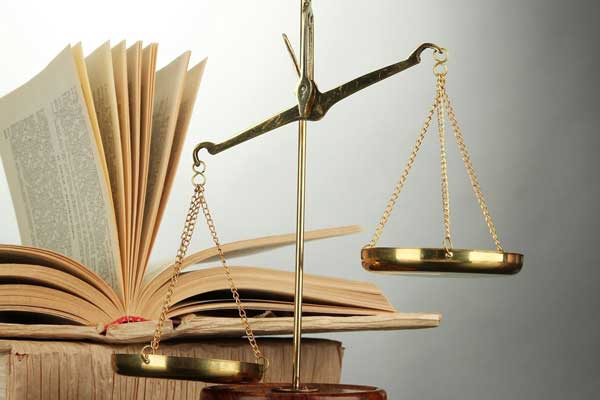 сиёсати ҳуқуқӣ