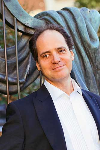 Джулиан Генри Лоуэнфельд 