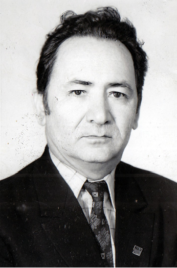 Акобир Шарифӣ