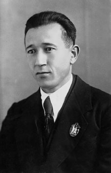 Фозил Солиев