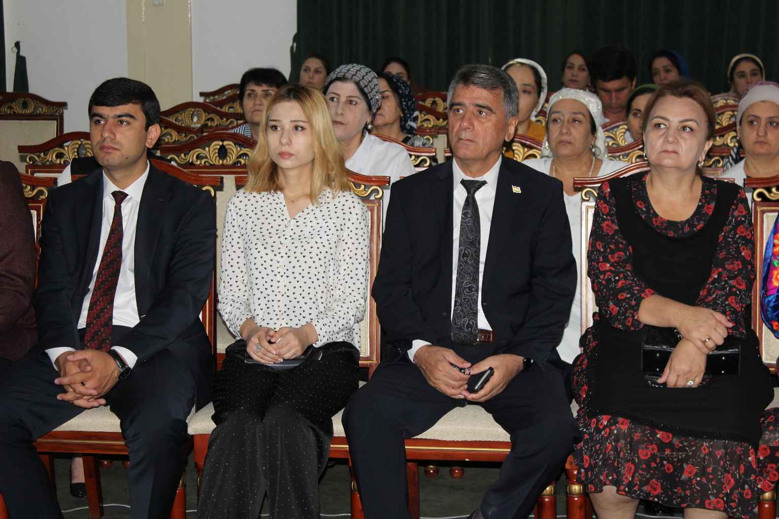 суханронии Пешвои миллат