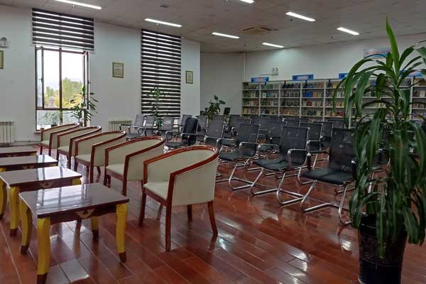 Китобхонаи миллӣ ба қабули довталабон