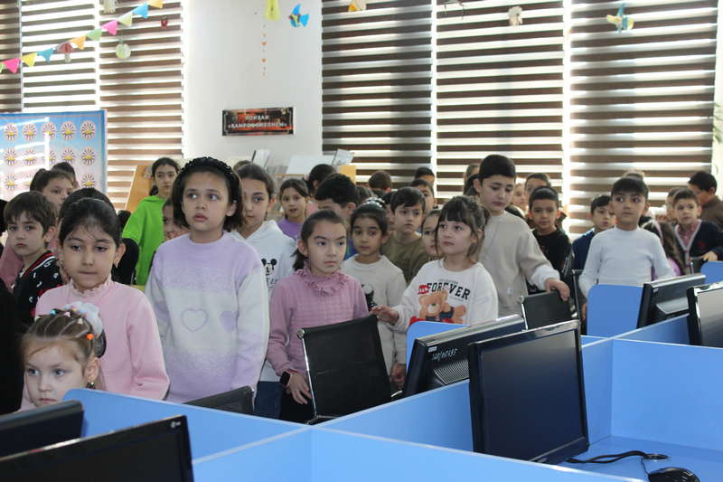 Бозор Собири