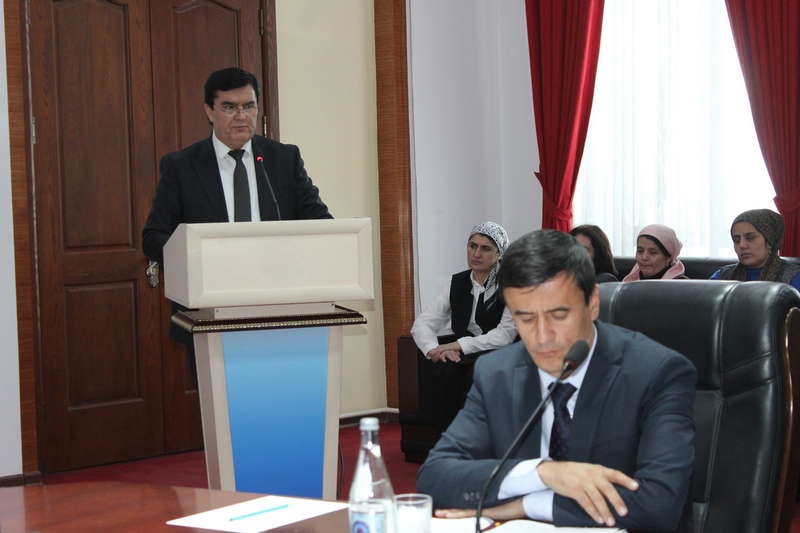 Круглый стол