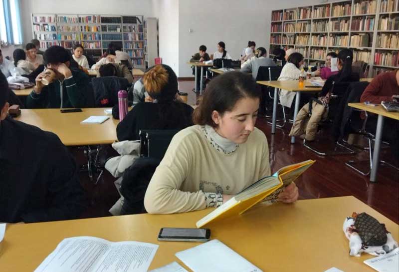 хонаи дувуми донишҷӯ