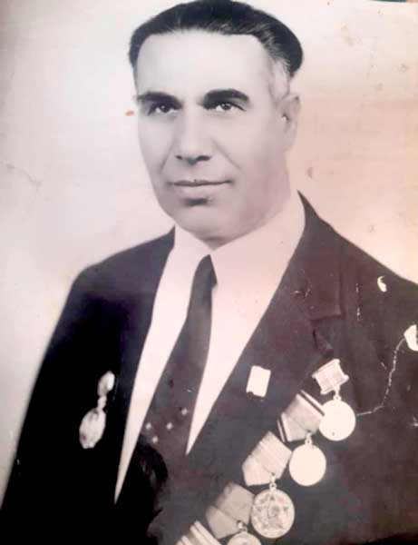 ГУРЕЗ ДЎСТОВ