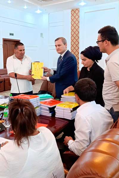 Китобҳои тозавориди брайлӣ