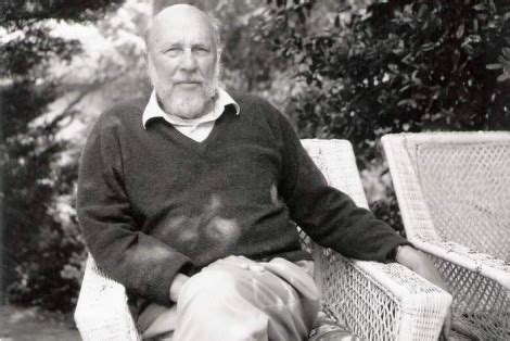 Атанас Славов
