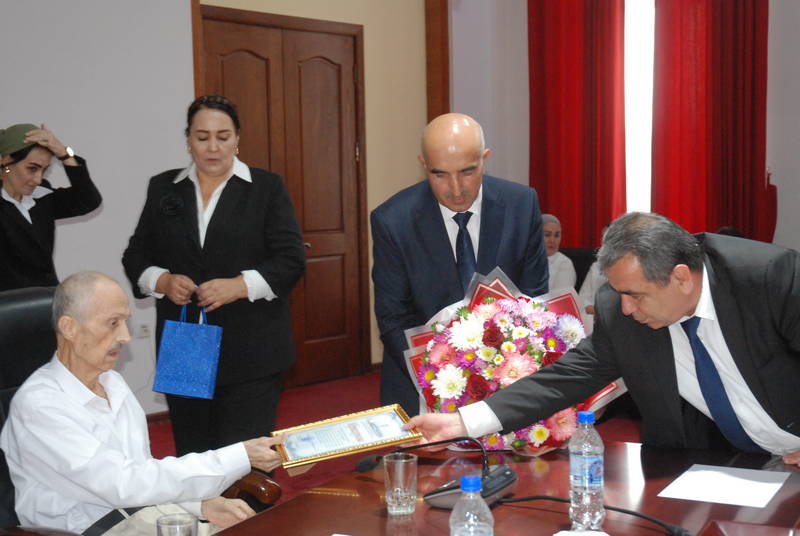 Файзулло Шарифзода