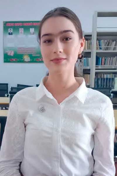 Пулатова Манижа