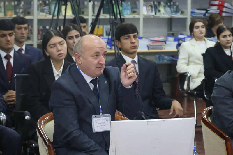 Нуралӣ Нурзод