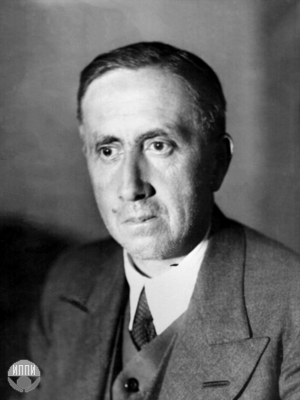 Евгений Эдуардович Бертельс