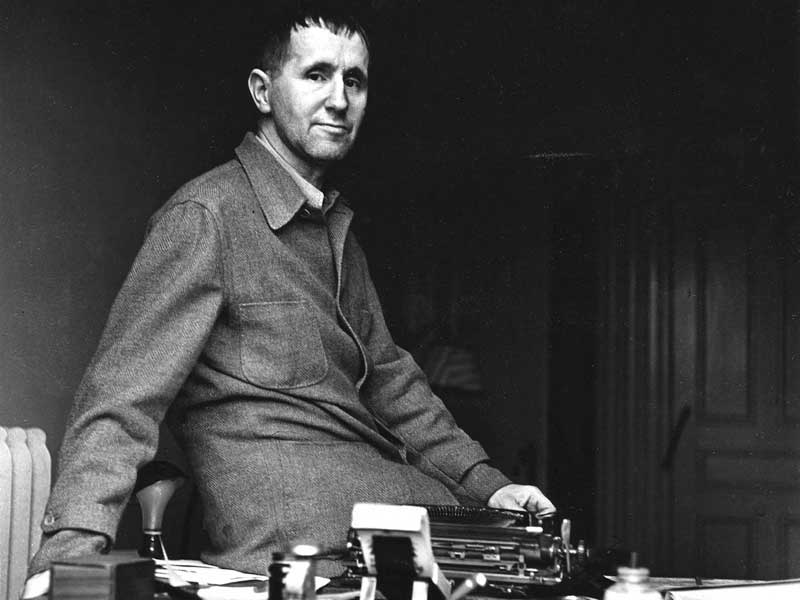 Бертольд Брехт