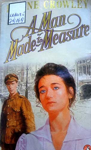 Элейн Кроули