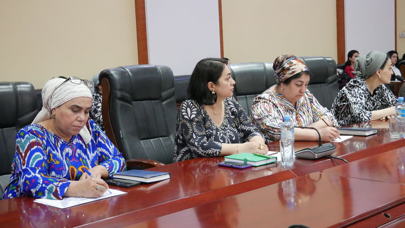 Мизи гирд дар Китобхонаи миллӣ