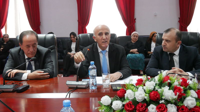 Мизи гирд дар Китобхонаи миллӣ