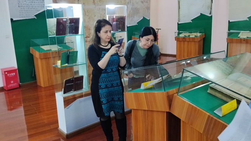 намояндагон аз Донишгоҳи Оксфорд