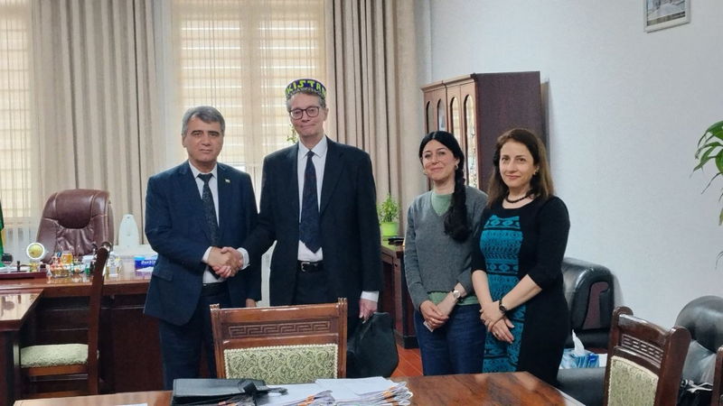 намояндагон аз Донишгоҳи Оксфорд